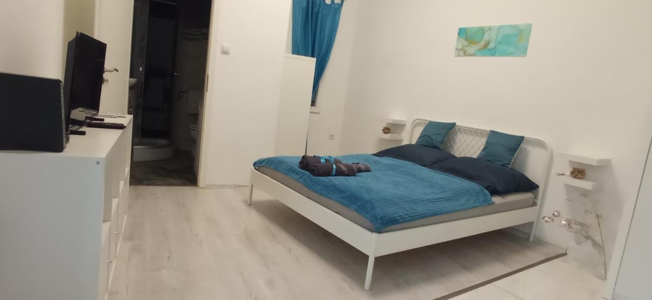 Margit Apartment - In The Most Beautiful District Budapest Bagian luar foto