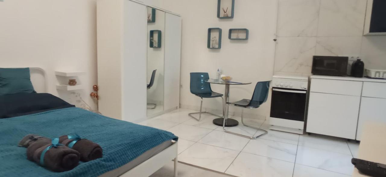 Margit Apartment - In The Most Beautiful District Budapest Bagian luar foto